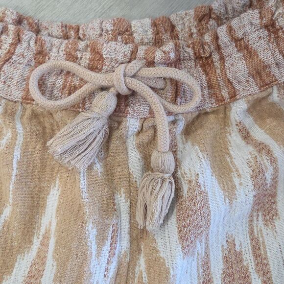 Aerie Jacquard High Waisted Short, Size Large - Picture 2 of 5